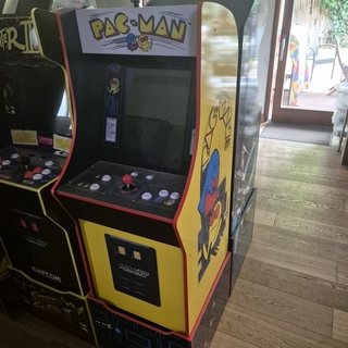 Pac-Man Retro Arcade Játékgép