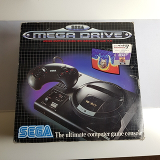 Sega Mega Drive - 16 bites otthoni videójáték-konzol.